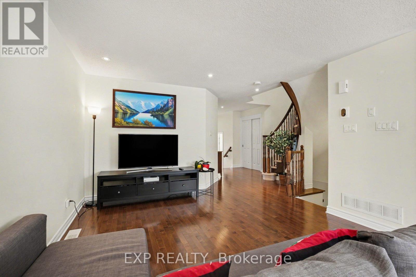 267 Garrity Crescent, Ottawa, Ontario  K2J 3T6 - Photo 9 - X13220252