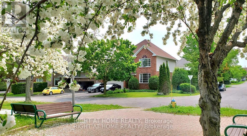#B - 142 WINDHURST DRIVE, Ottawa, Ontario
