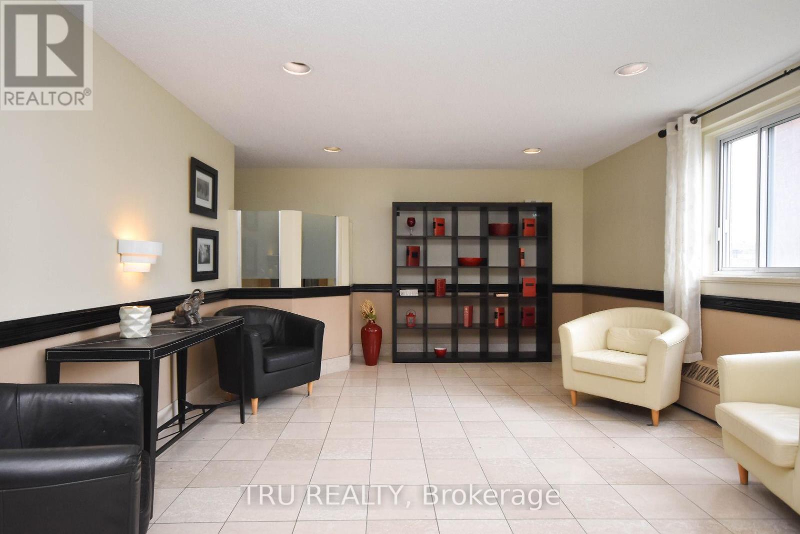 807 - 1505 Baseline Road, Ottawa, Ontario  K2C 3L4 - Photo 3 - X13220806