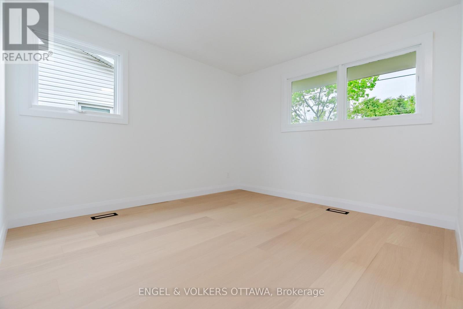 825 De Salaberry Street, Ottawa, Ontario  K1J 6Y5 - Photo 36 - X13220976