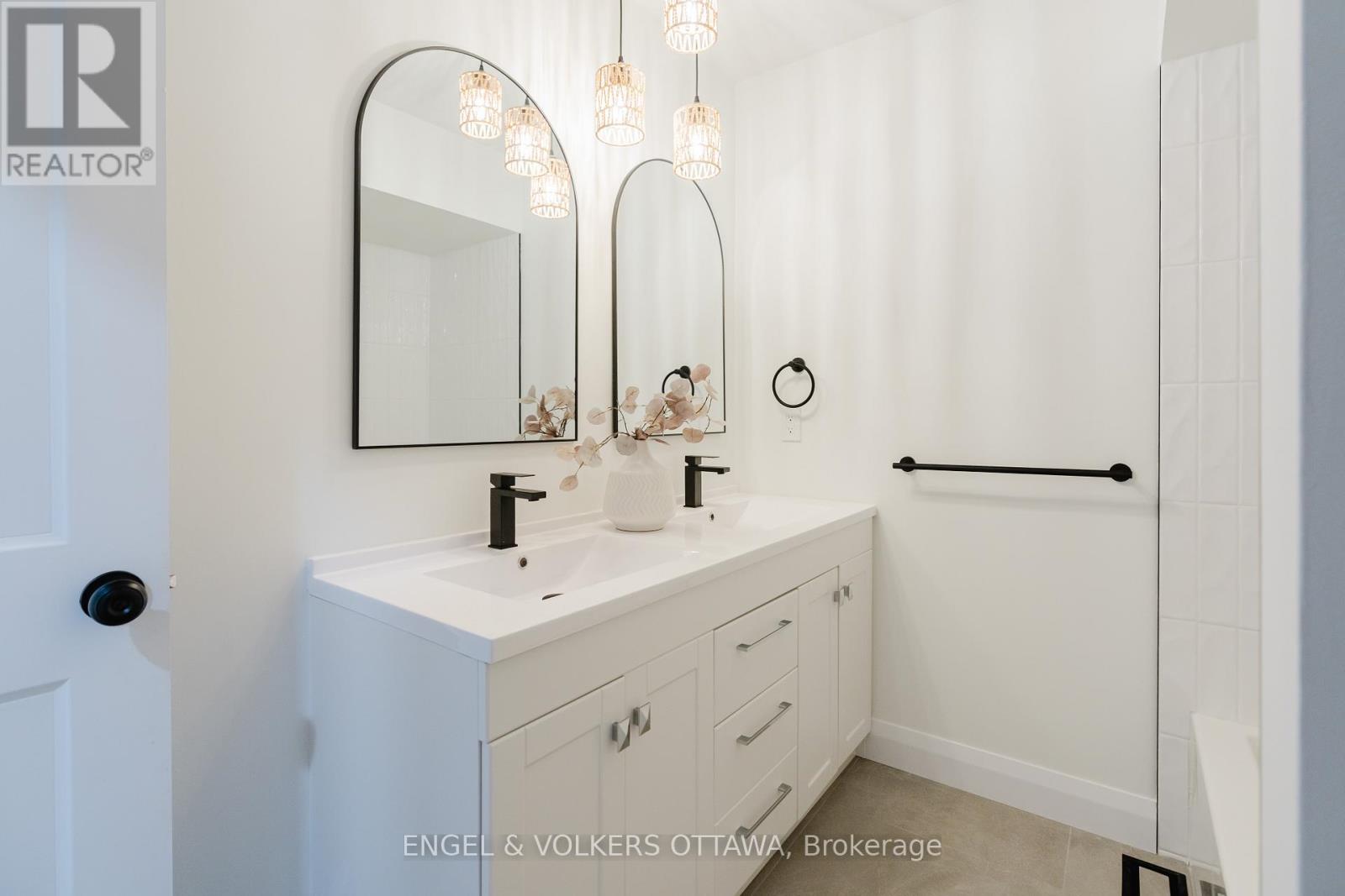 825 De Salaberry Street, Ottawa, Ontario  K1J 6Y5 - Photo 42 - X13220976