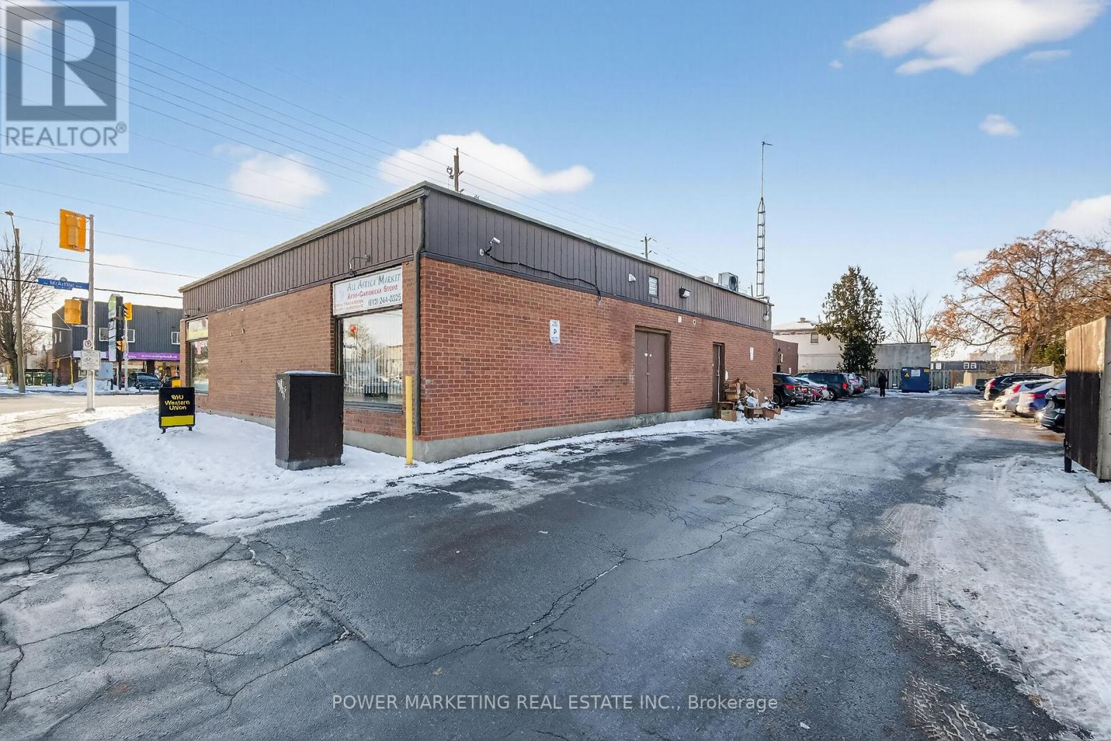411 Mcarthur Avenue, Ottawa, Ontario  K1K 1G7 - Photo 8 - X13221654