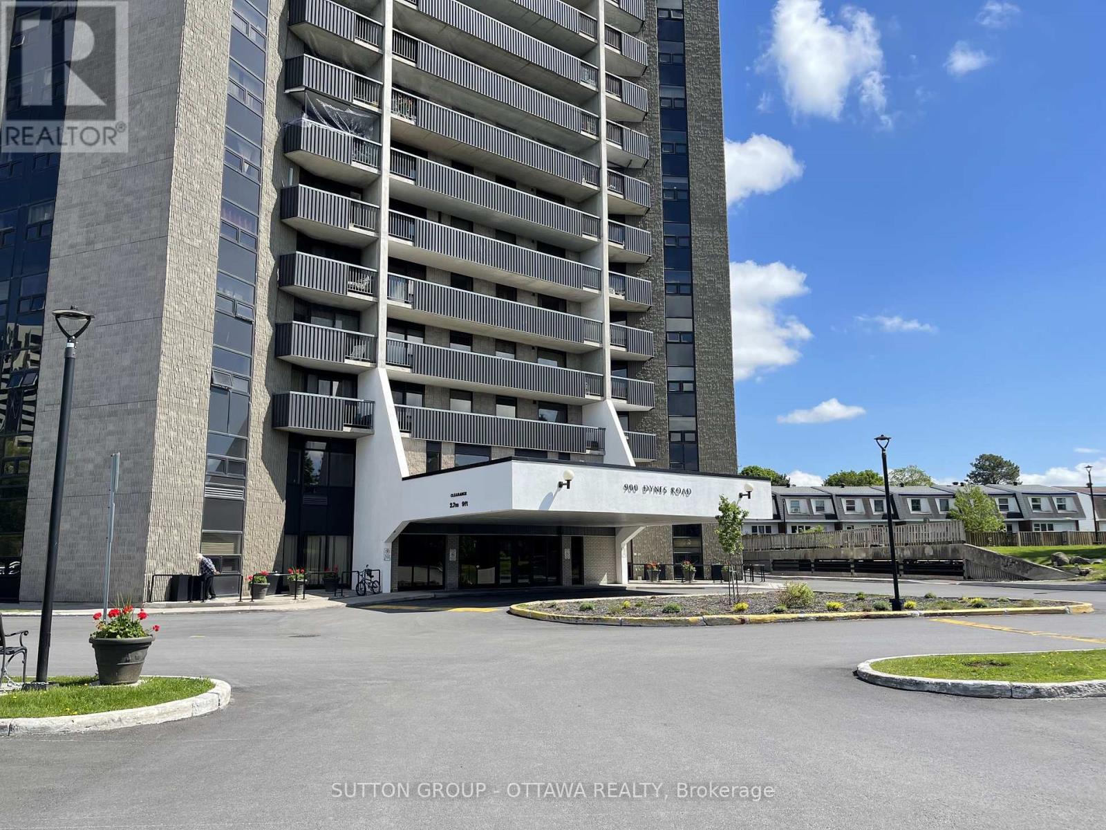 704 - 900 DYNES ROAD, Ottawa, Ontario