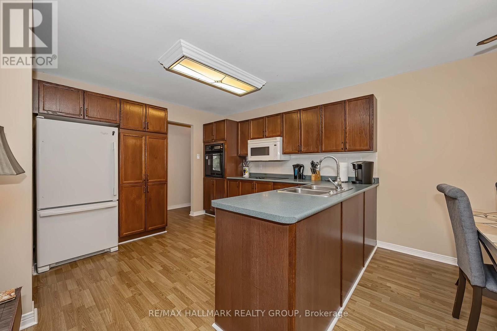 18 Randall James Drive, Ottawa, Ontario  K2S 1L9 - Photo 12 - X13221728