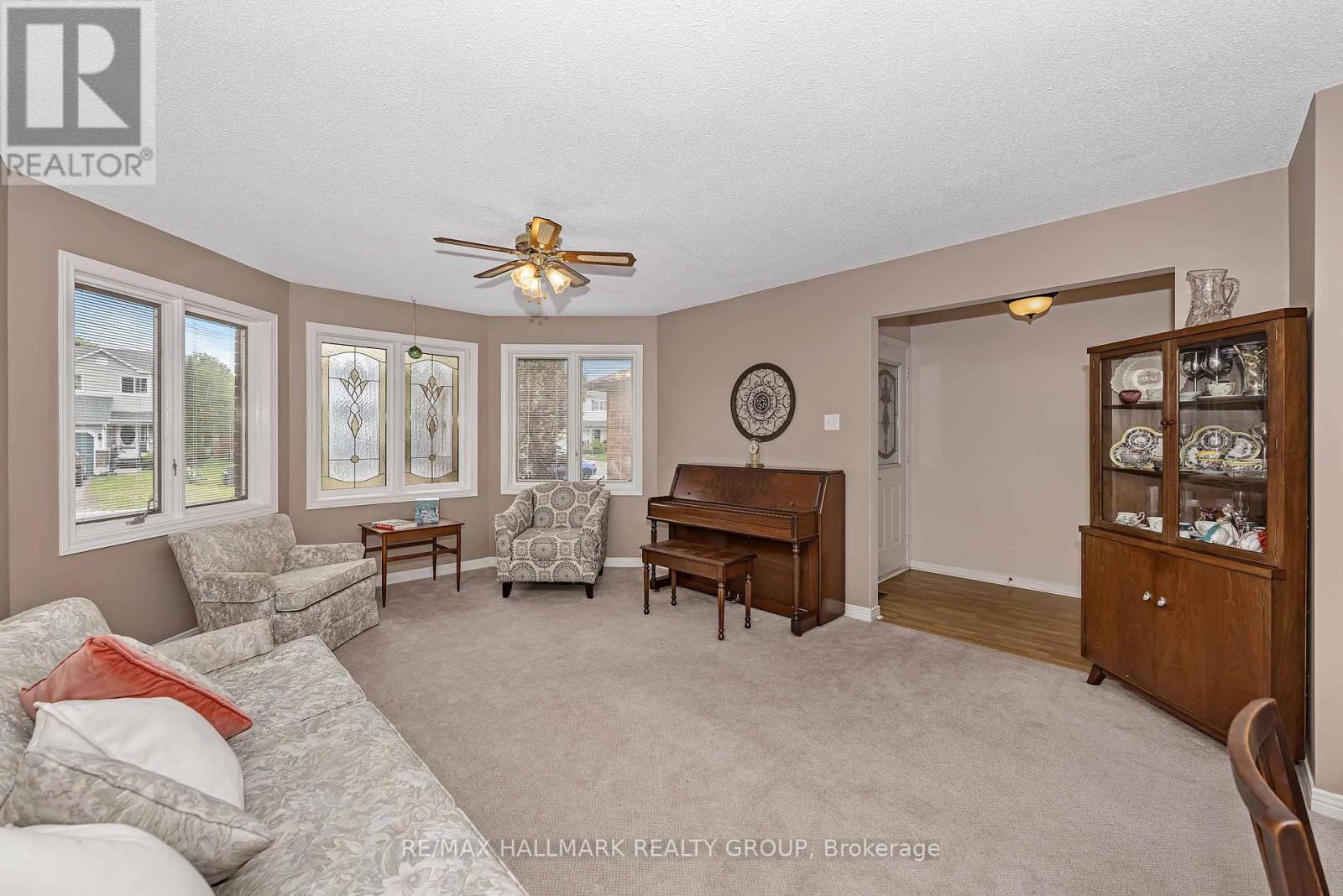 18 Randall James Drive, Ottawa, Ontario  K2S 1L9 - Photo 5 - X13221728