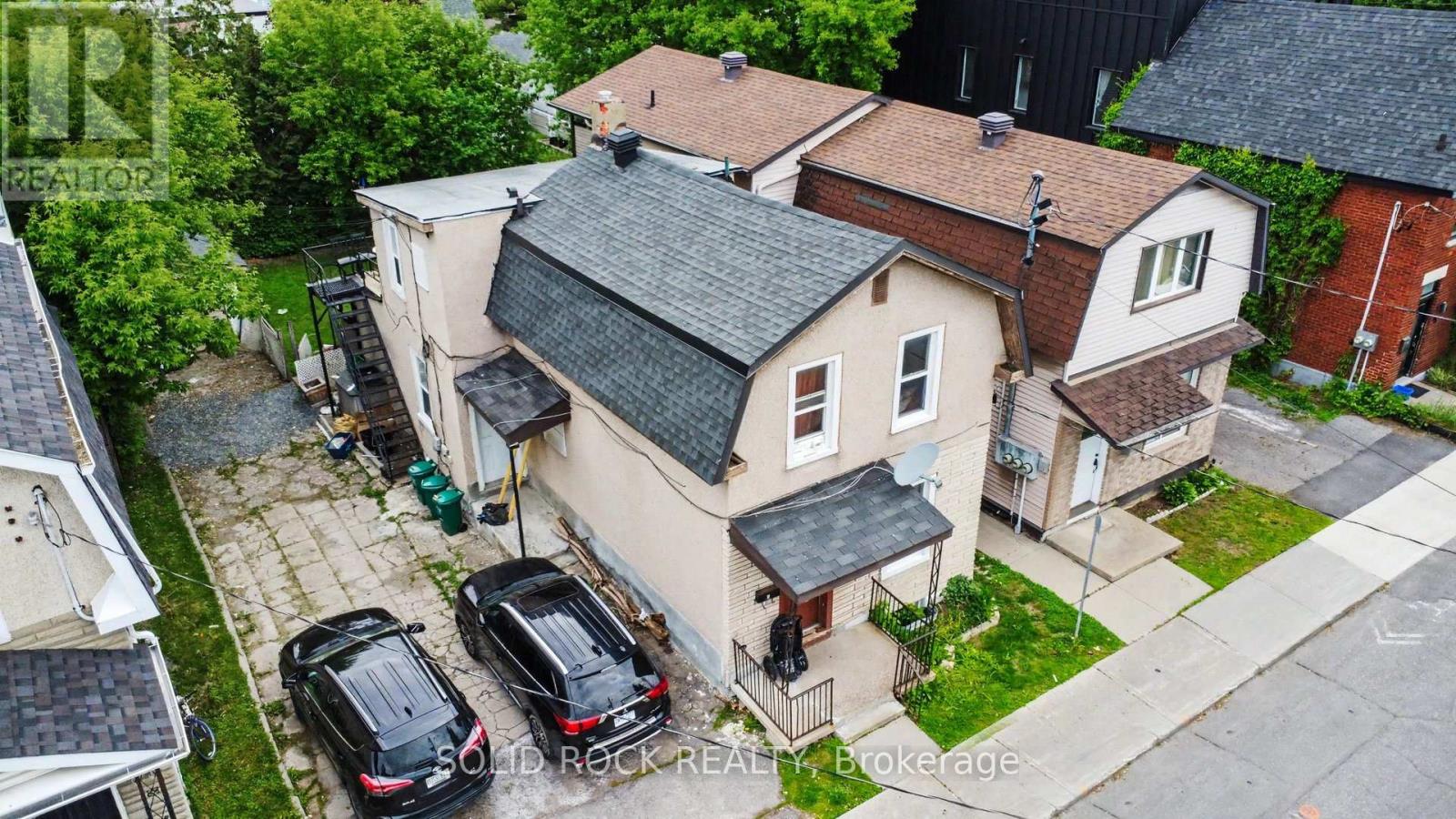 89 Marier Avenue, Ottawa, Ontario  K1L 5S2 - Photo 4 - X13222174