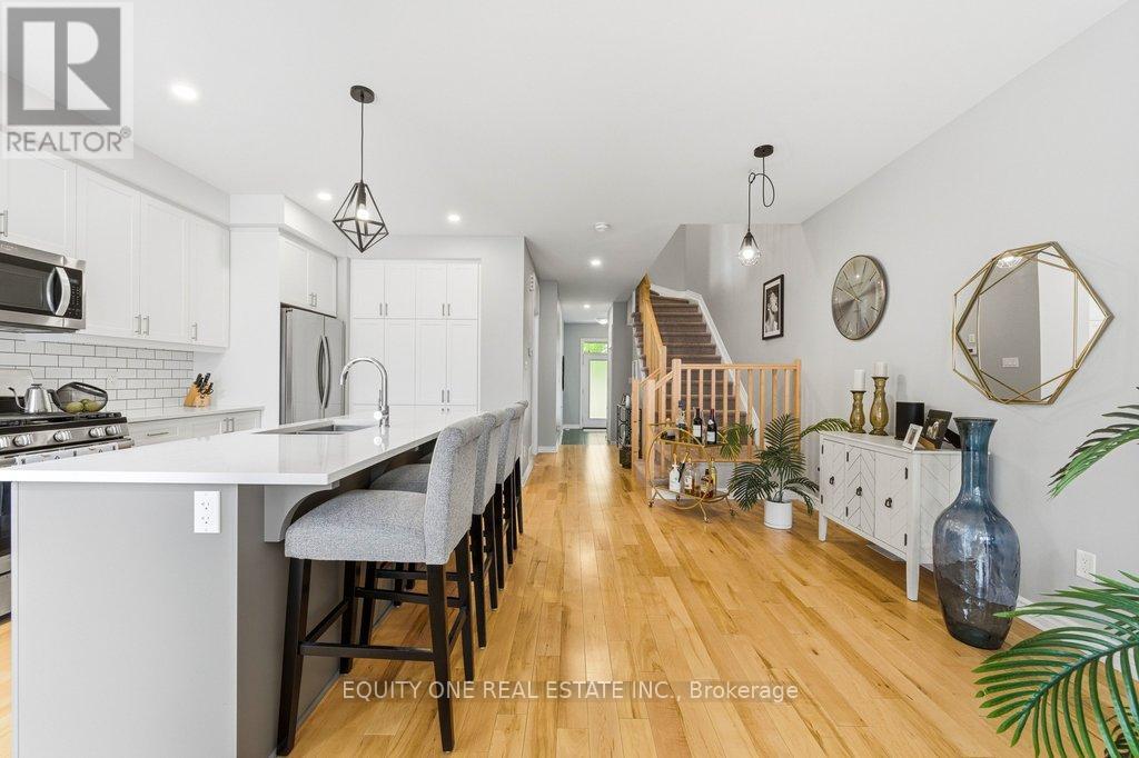 32 Duncanville Street, Russell, Ontario  K4R 0E8 - Photo 13 - X13222490