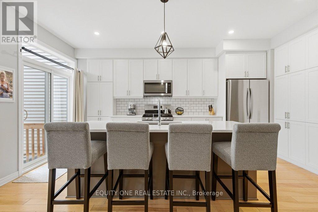 32 Duncanville Street, Russell, Ontario  K4R 0E8 - Photo 7 - X13222490