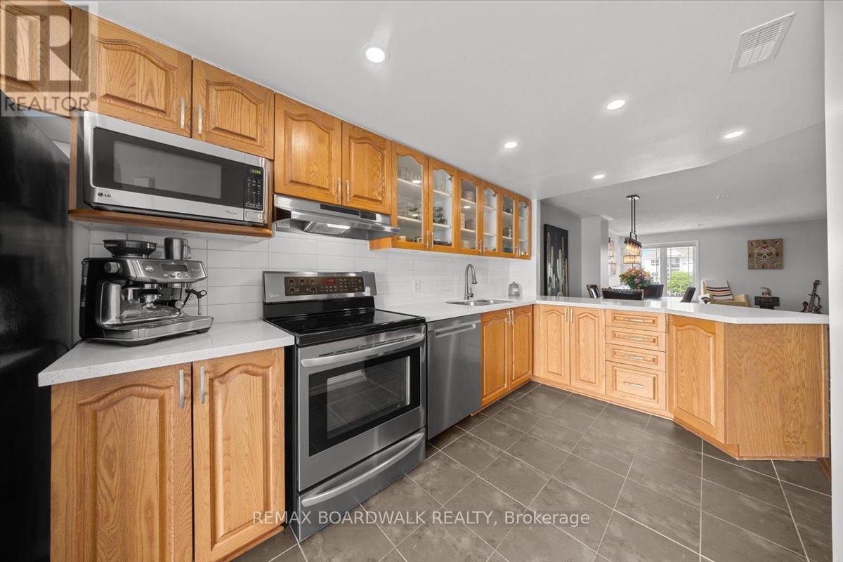 366 Crownridge Drive, Ottawa, Ontario  K2M 3A4 - Photo 14 - X13222576