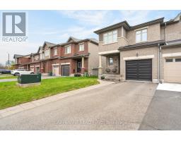 112 HAWKSHAW CRESCENT, Ottawa, Ontario