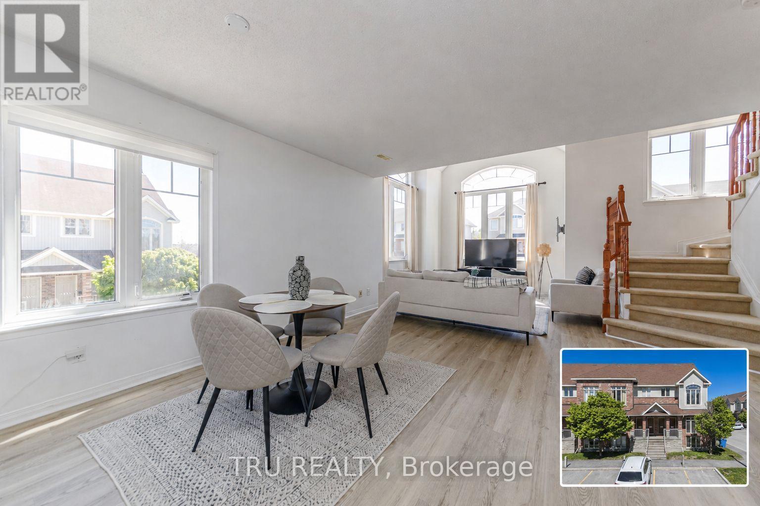 10 - 272 KELTIE PRIVATE, Ottawa, Ontario