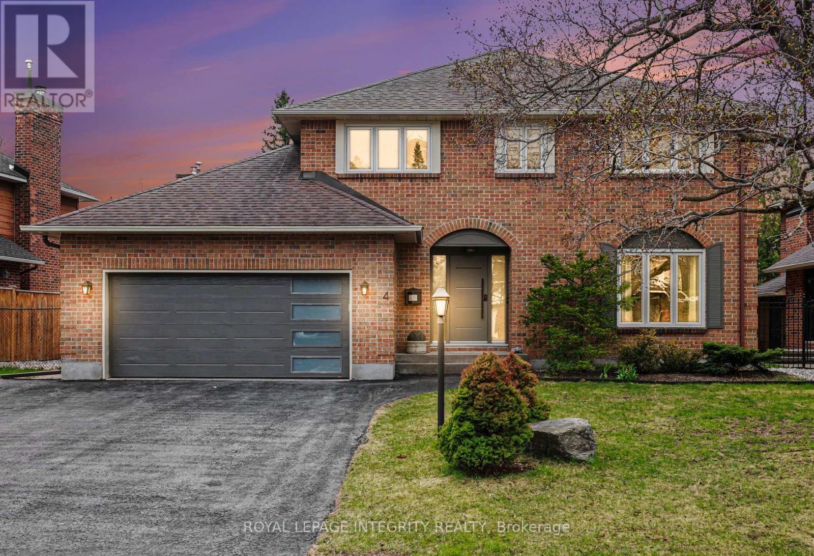 4 PINECONE TRAIL, Ottawa, Ontario