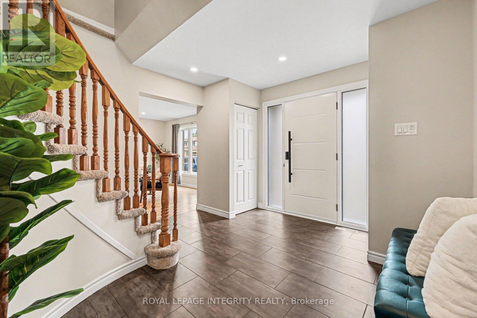 4 Pinecone Trail, Ottawa, Ontario  K2S 1E1 - Photo 6 - X13223052