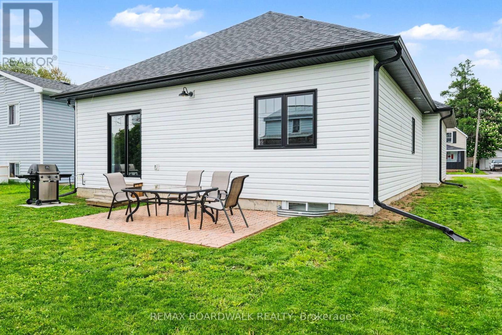58 Adelaide Street, Edwardsburgh/cardinal, Ontario  K0E 1E0 - Photo 20 - X13224416