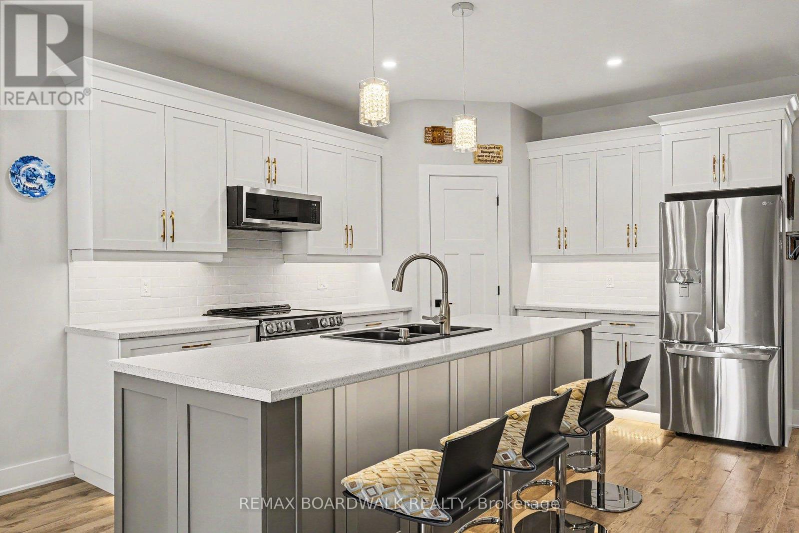 58 Adelaide Street, Edwardsburgh/cardinal, Ontario  K0E 1E0 - Photo 6 - X13224416