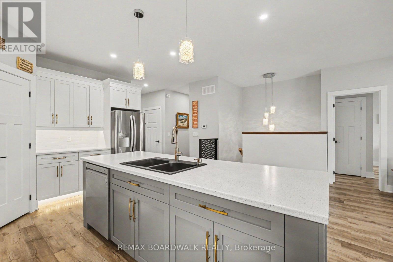 58 Adelaide Street, Edwardsburgh/cardinal, Ontario  K0E 1E0 - Photo 7 - X13224416
