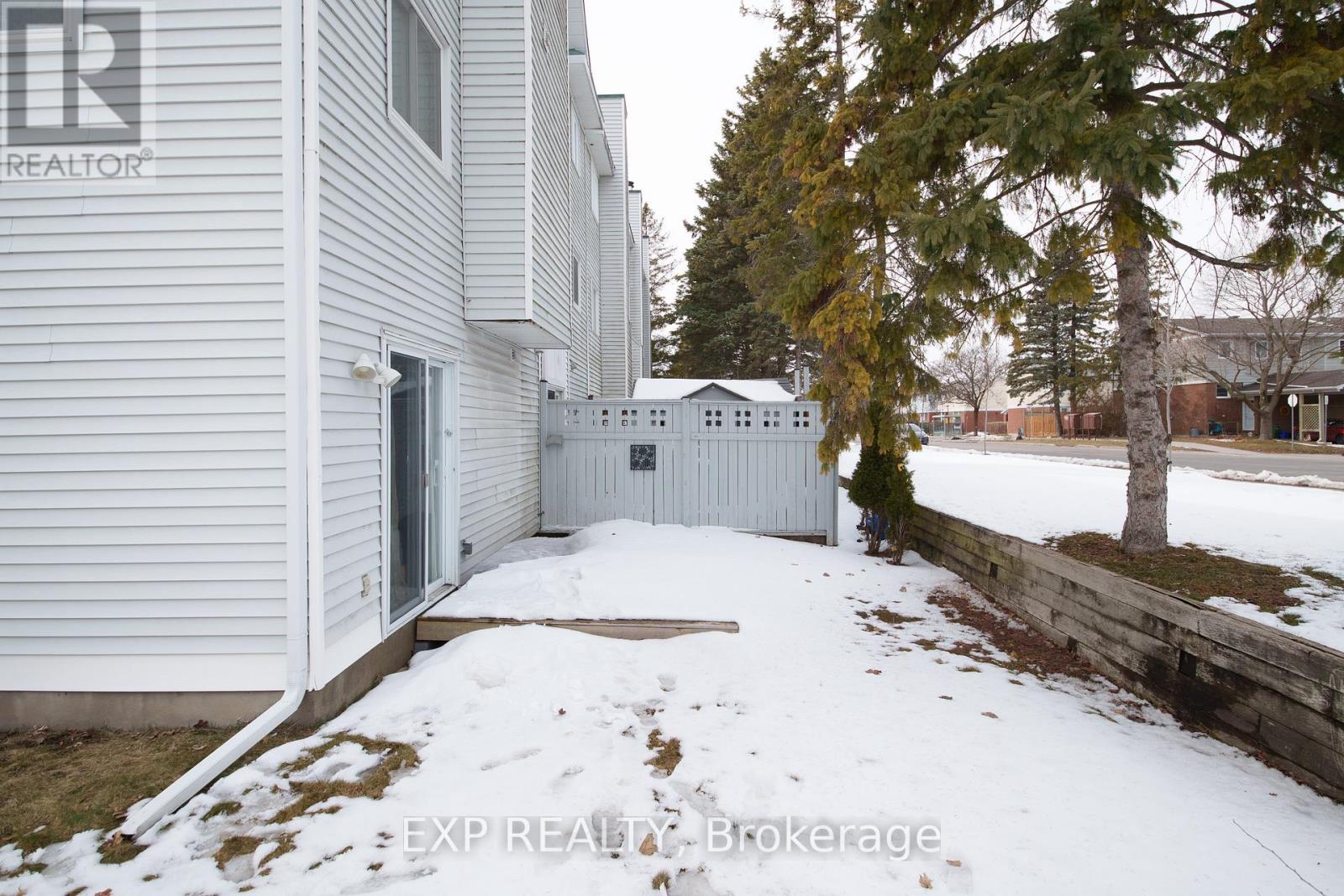 10 Castlegreen Private, Ottawa, Ontario  K1T 3N2 - Photo 23 - X13224508