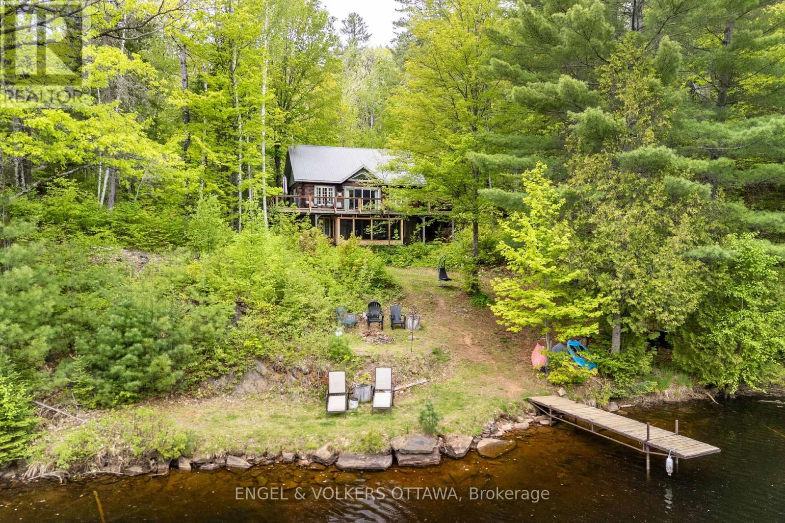 176 LITTLE BAY LANE, Greater Madawaska, Ontario