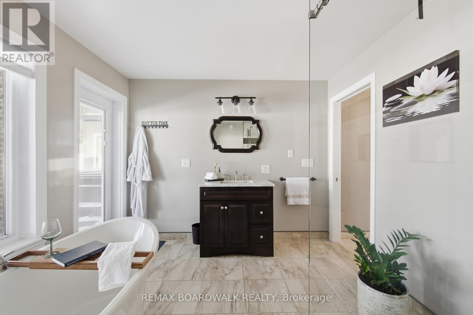 50 Kerry Forest Drive, Front Of Yonge, Ontario  K0E 1R0 - Photo 39 - X13225512