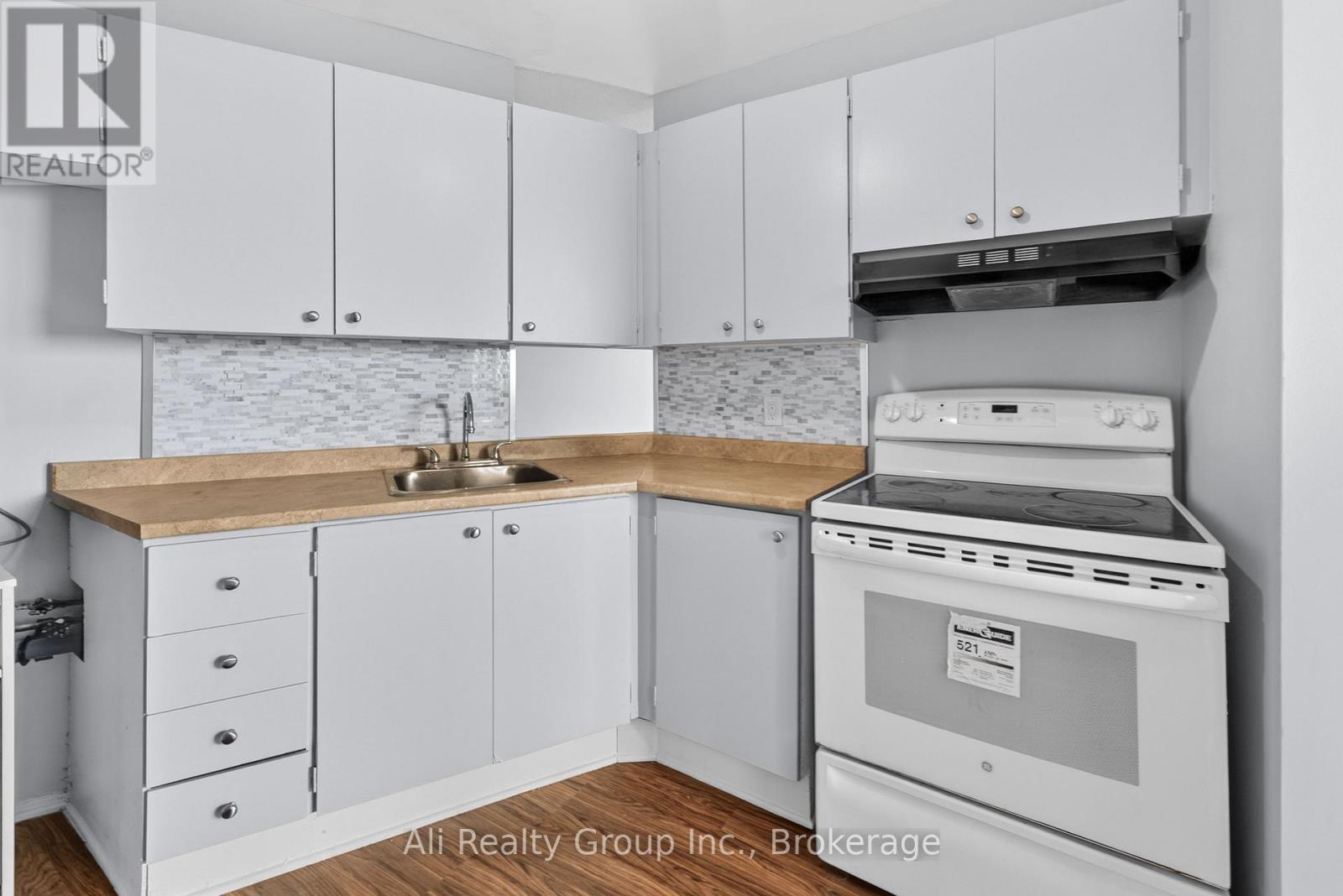 1218 - 2020 Jasmine Crescent, Ottawa, Ontario  K1J 8K5 - Photo 18 - X13225588