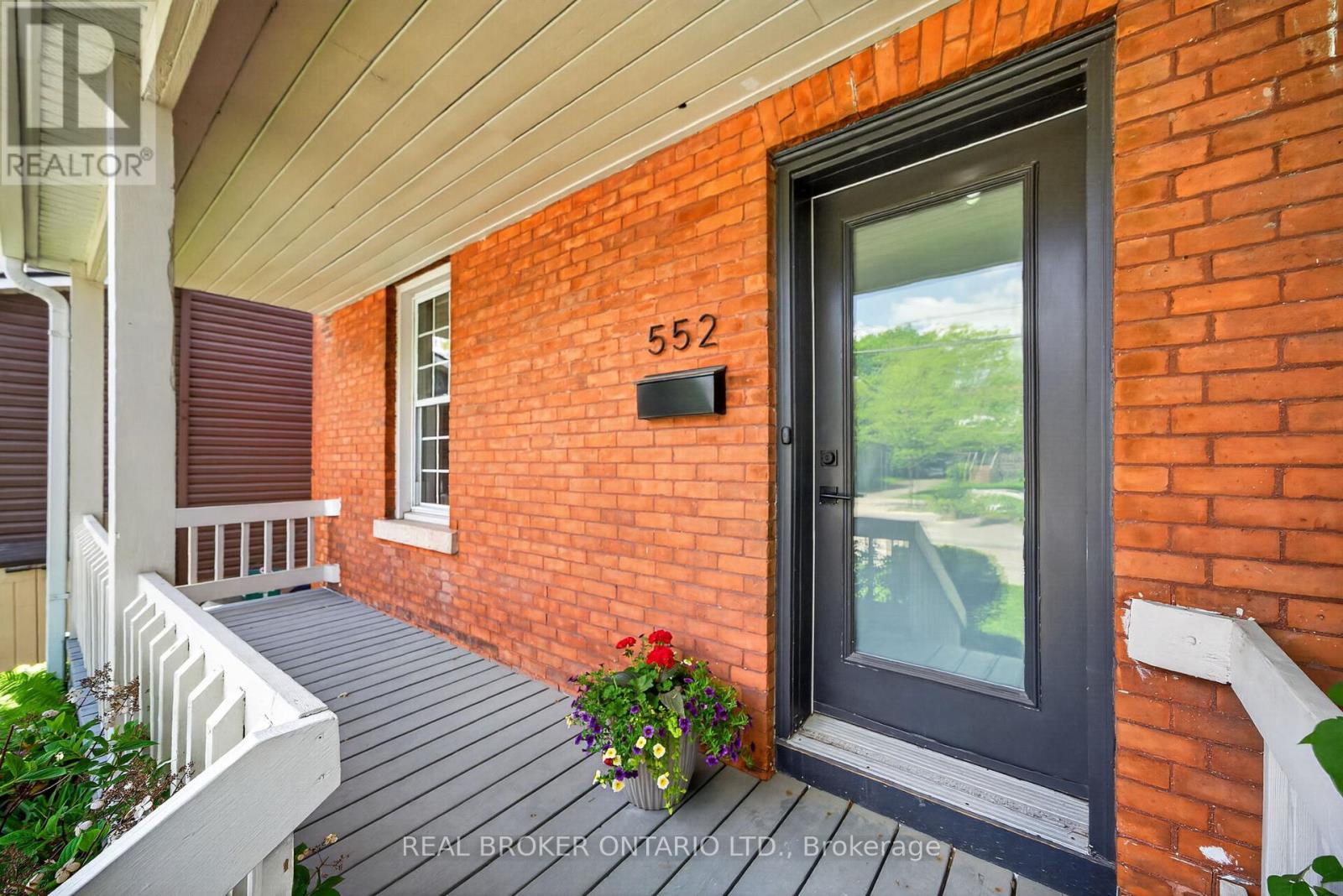 552 Churchill Avenue N, Ottawa, Ontario  K1Z 5E5 - Photo 2 - X13226540