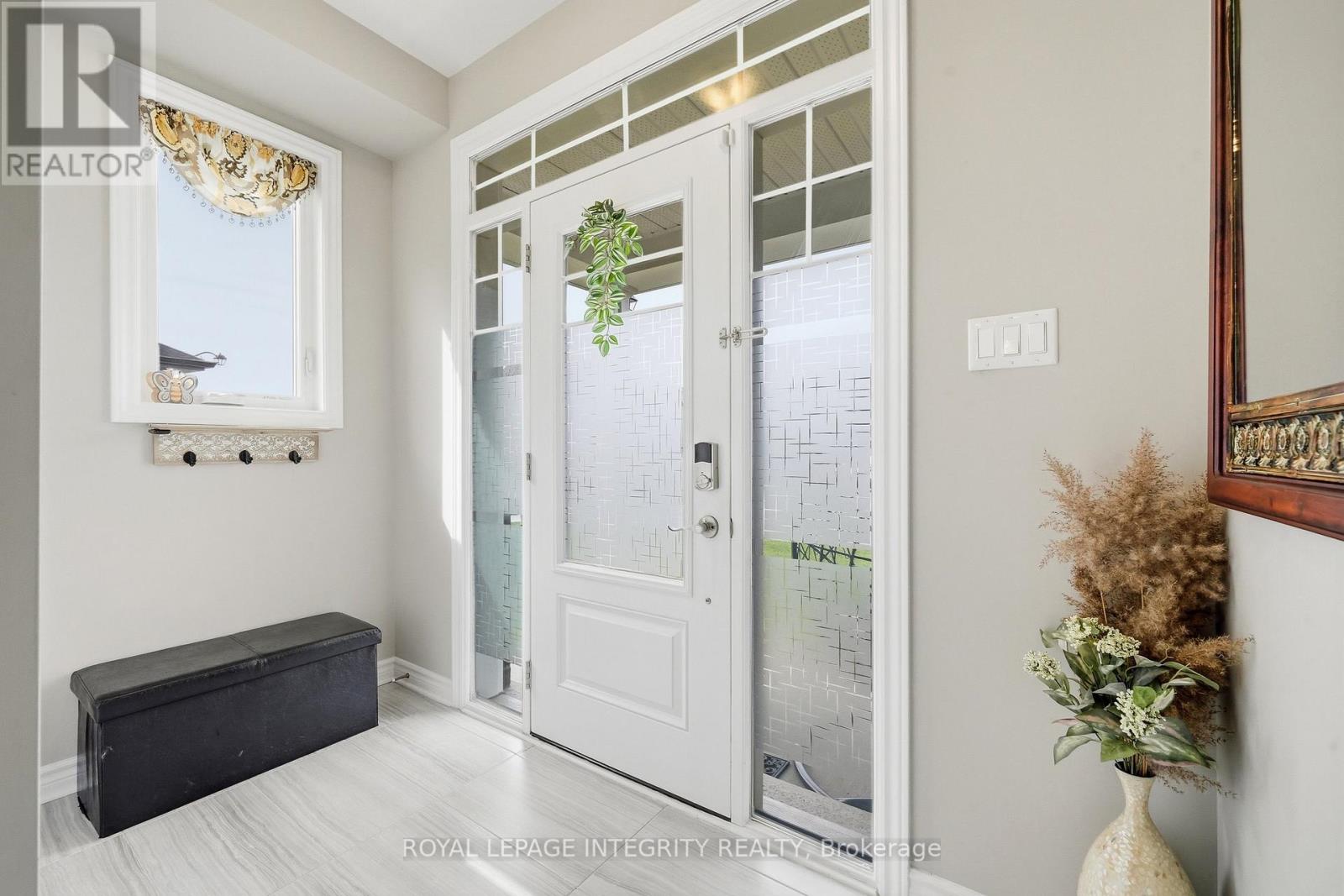 208 Mountain Sorrel Way, Ottawa, Ontario  K4A 1H2 - Photo 4 - X13226618
