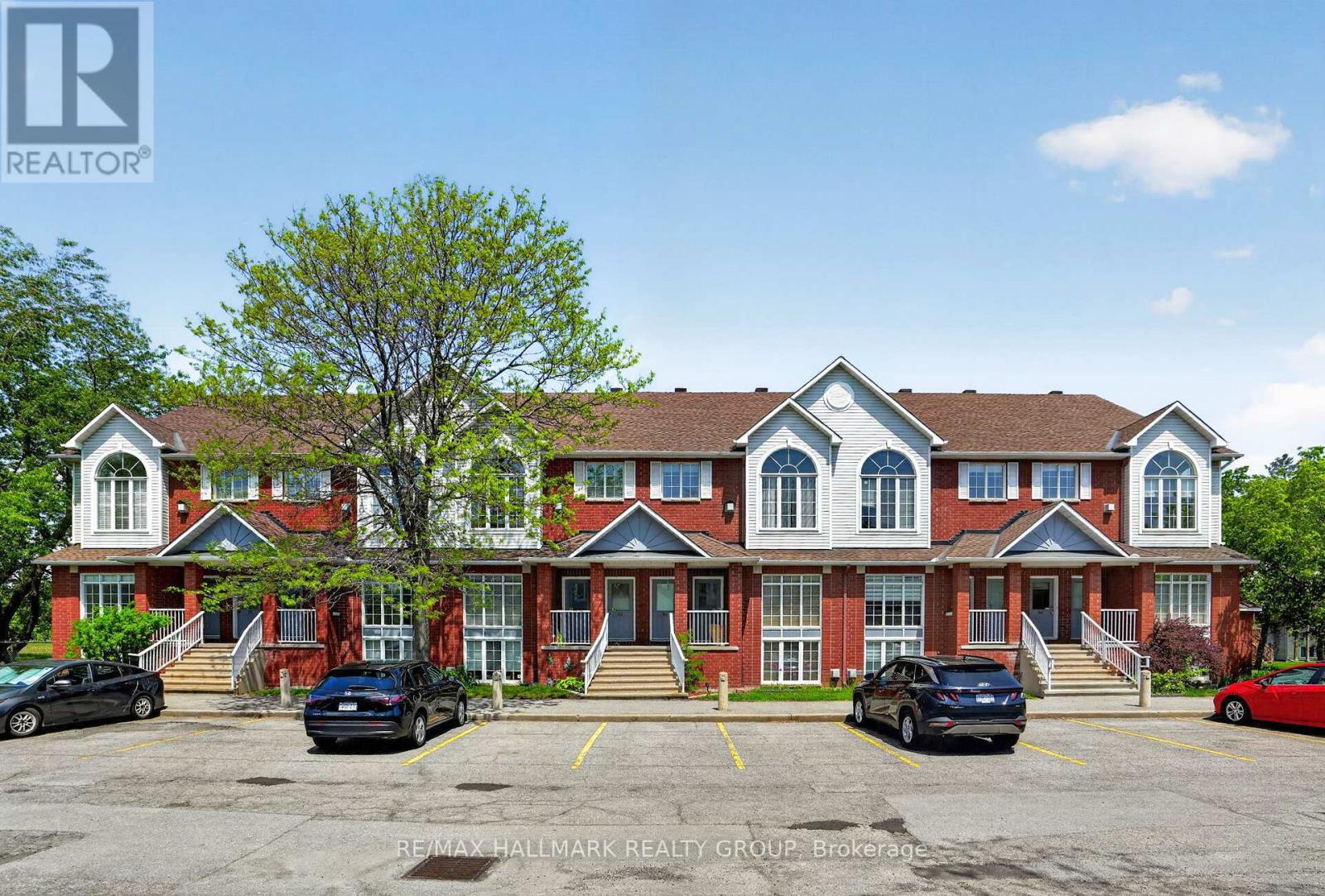 62 Briston Private, Ottawa, Ontario  K1G 5P5 - Photo 2 - X13226778