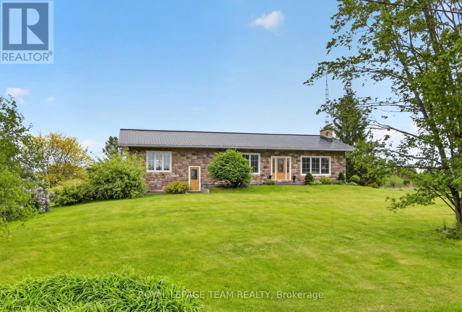 434 High Street, Beckwith, Ontario  K7C 3P1 - Photo 1 - X13226916
