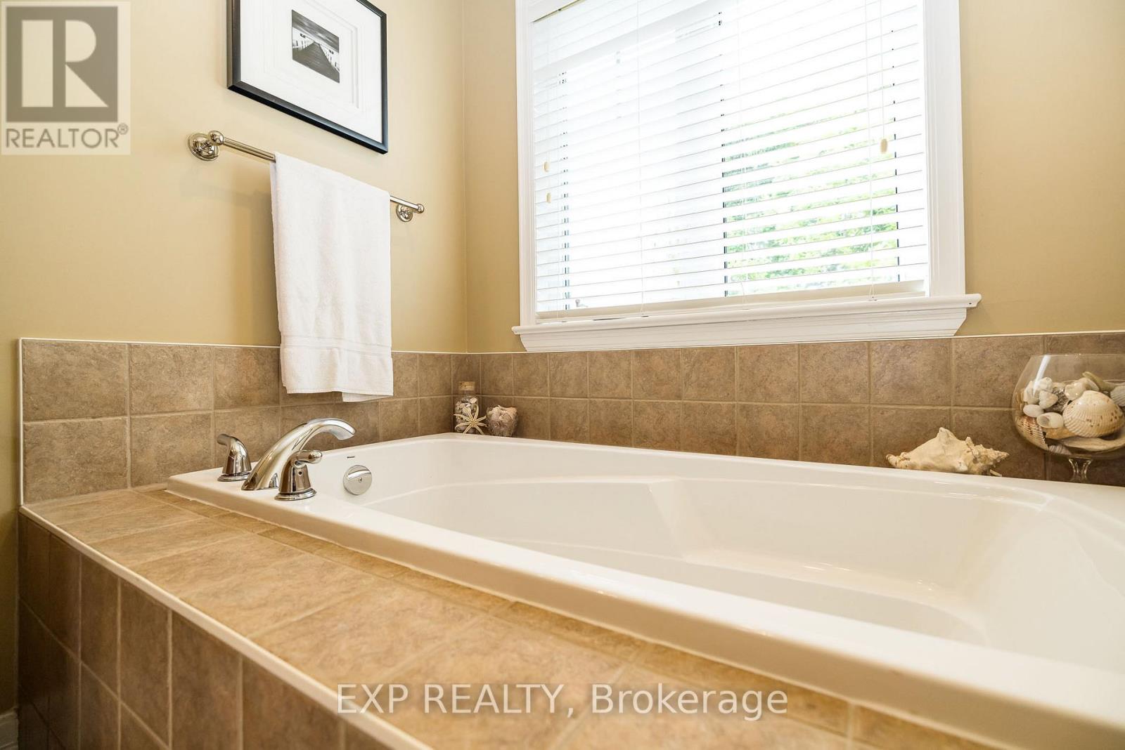 36 Oakbriar Crescent, Ottawa, Ontario  K2J 5G1 - Photo 23 - X13227492