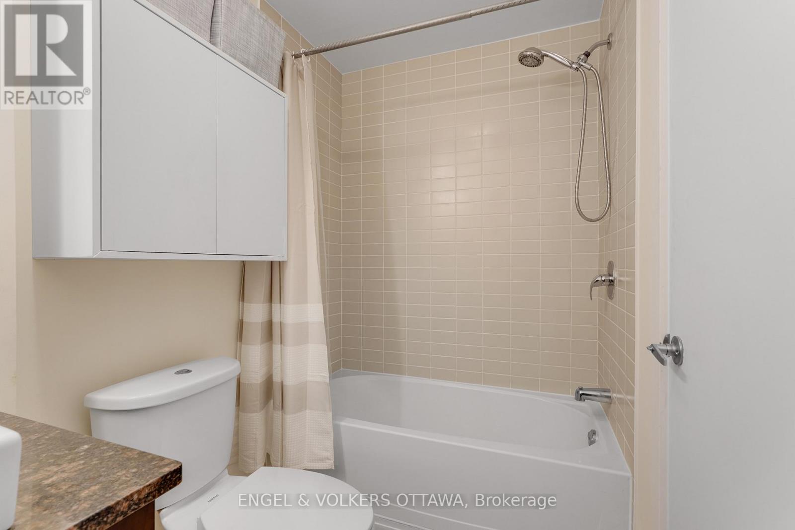 104 - 360 Cumberland Street, Ottawa, Ontario  K1N 0B1 - Photo 16 - X13227542