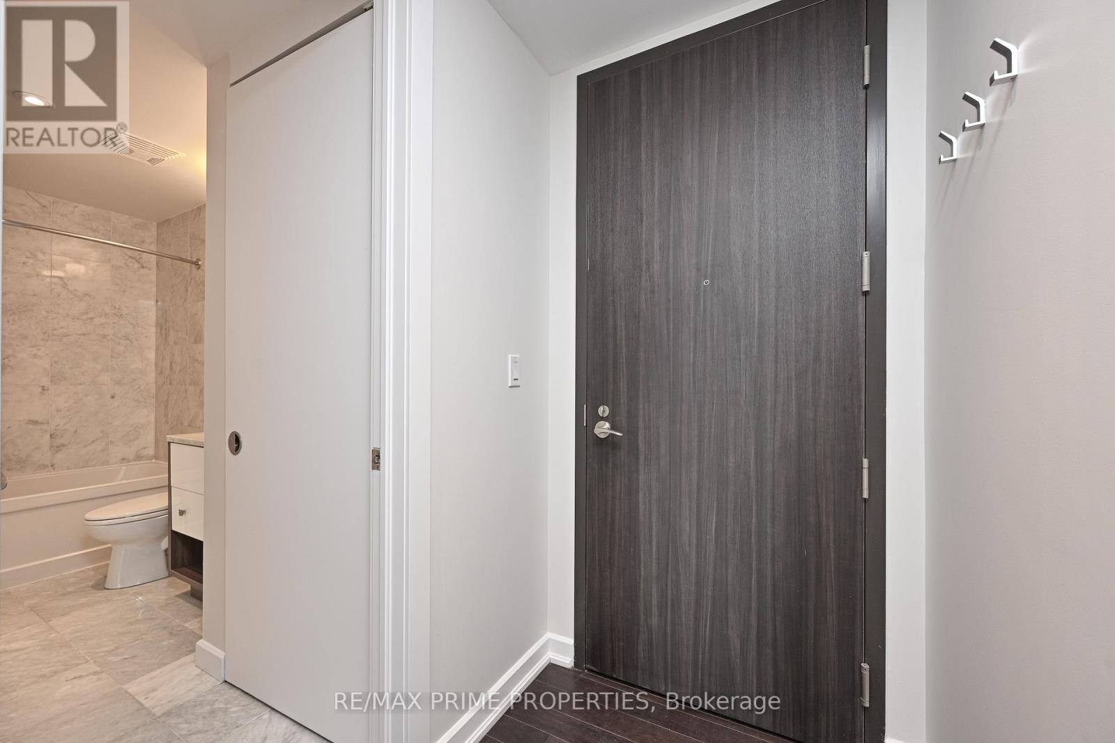 506 - 300 Lisgar Street, Ottawa, Ontario  K2P 0E2 - Photo 3 - X13227590