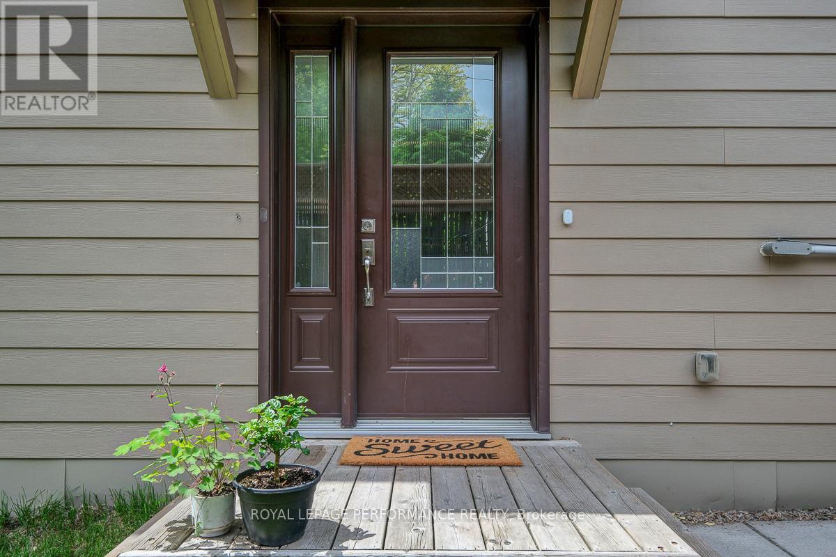6 Hilda Street, Ottawa, Ontario  K1Y 2A9 - Photo 2 - X13227704