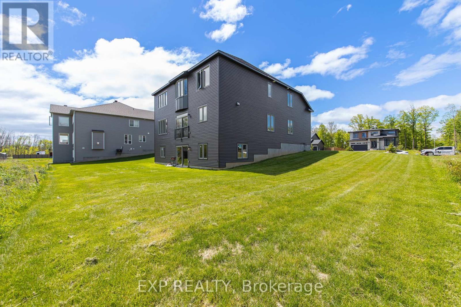 272 Antler Court, Mississippi Mills, Ontario  K0A 1A0 - Photo 4 - X13227744