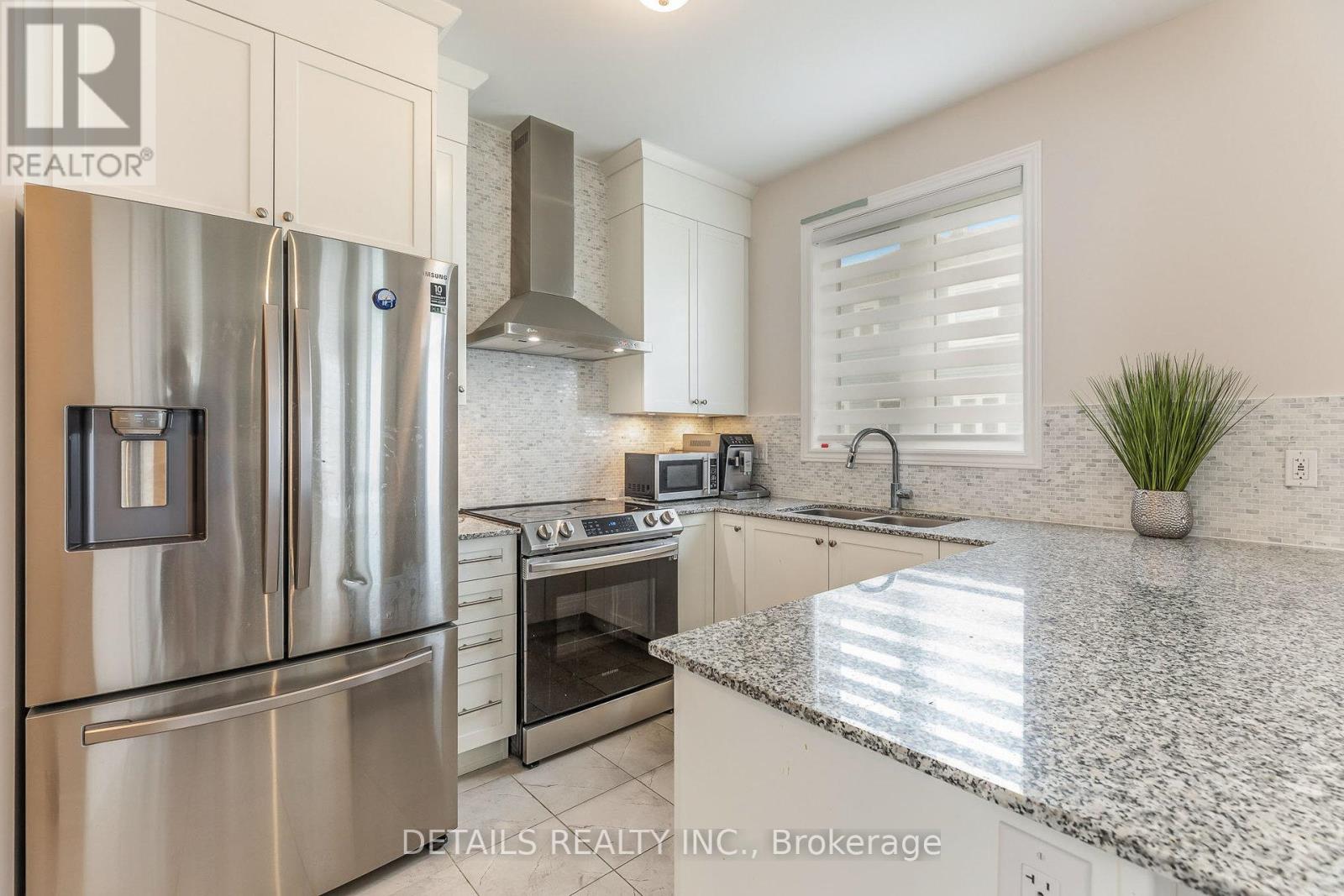 708 Vennecy Terrace, Ottawa, Ontario  K1W 0N5 - Photo 11 - X13228000