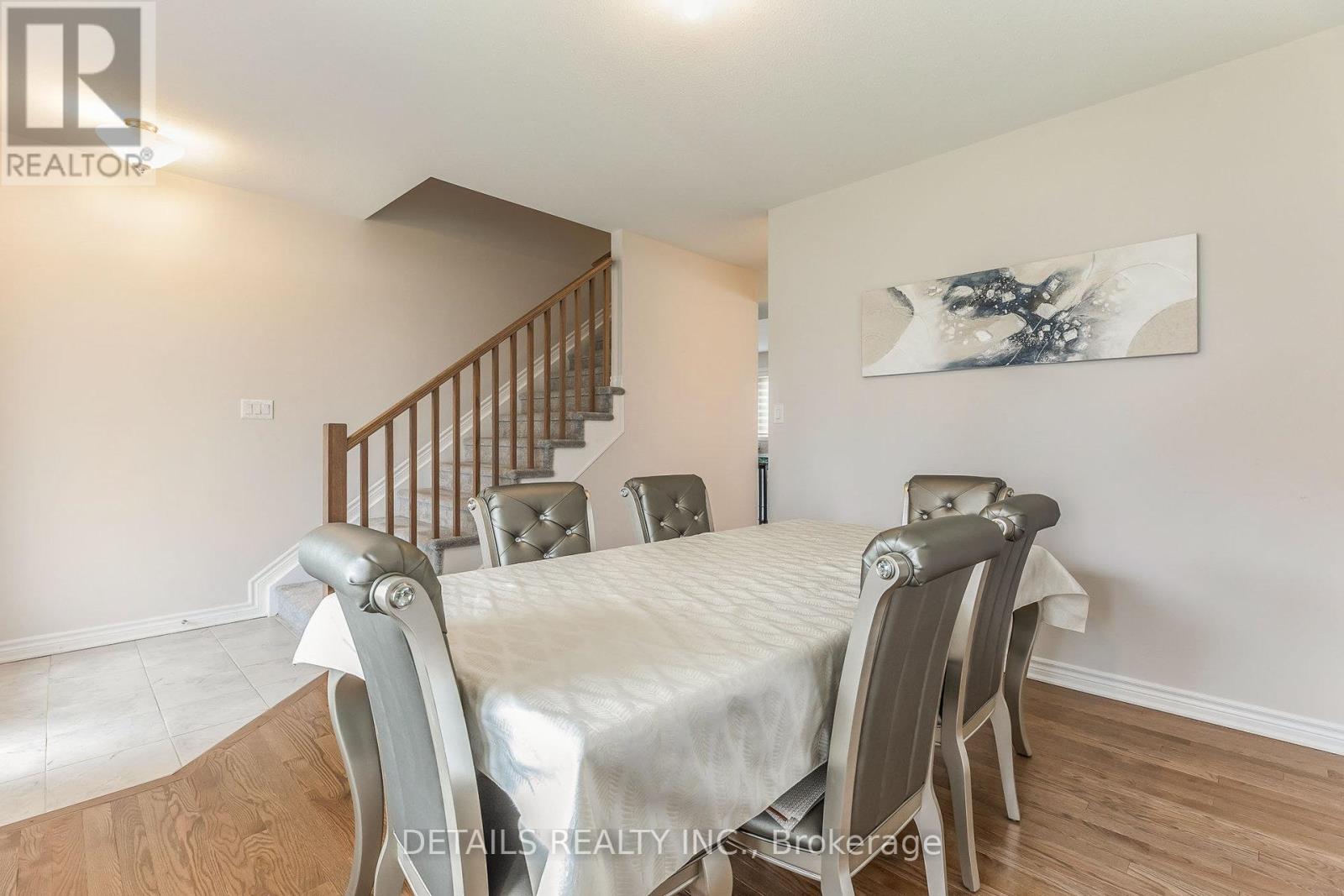 708 Vennecy Terrace, Ottawa, Ontario  K1W 0N5 - Photo 5 - X13228000