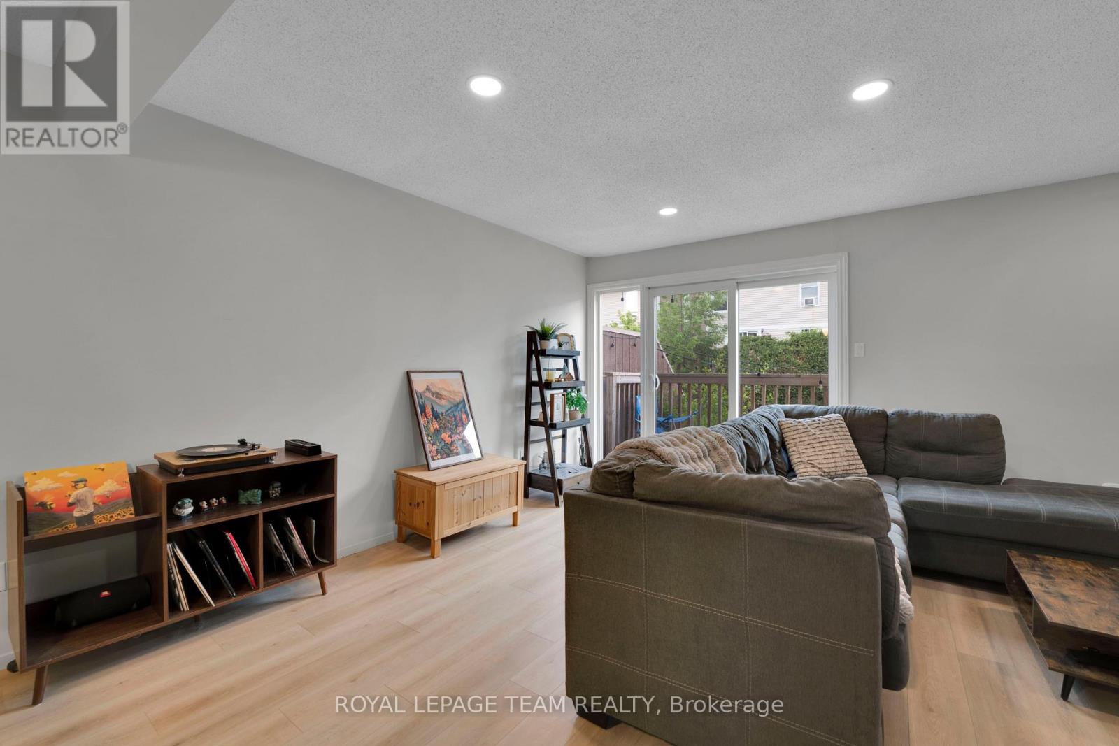 20 - 282 Dalehurst Drive, Ottawa, Ontario  K2G 4J5 - Photo 11 - X13228010