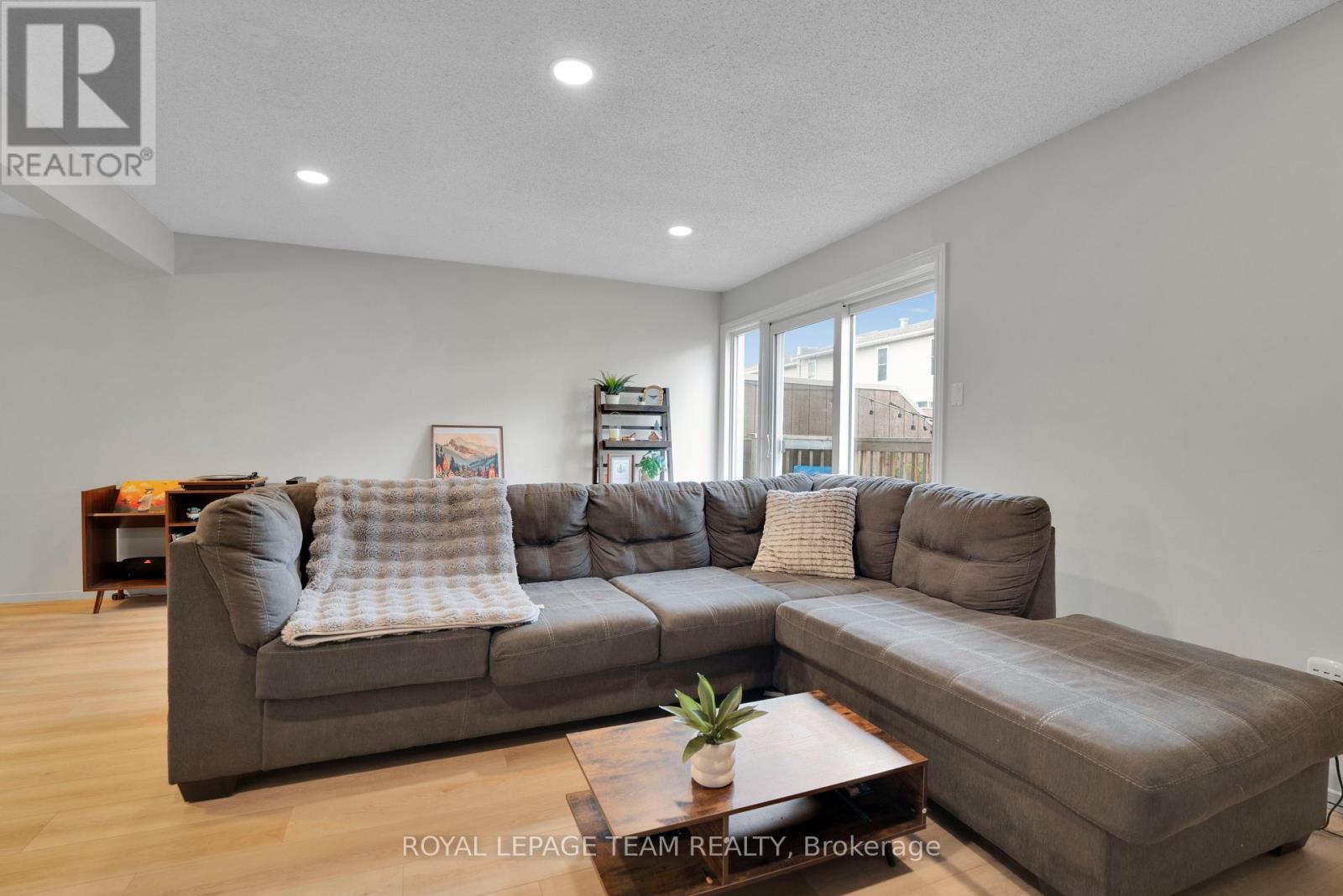 20 - 282 Dalehurst Drive, Ottawa, Ontario  K2G 4J5 - Photo 15 - X13228010