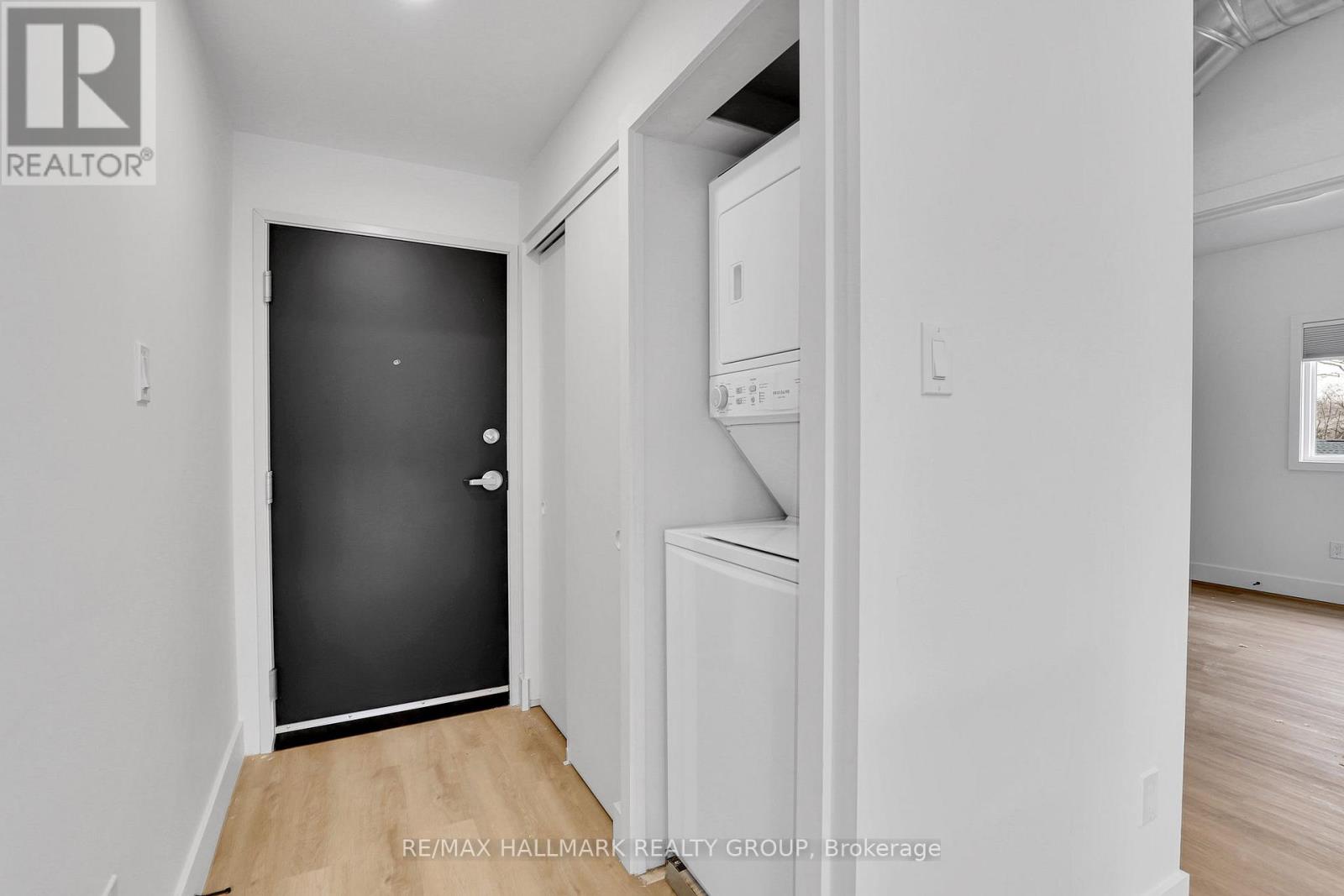 4 - 109 Russell Avenue, Ottawa, Ontario  K1N 7X2 - Photo 3 - X13228012
