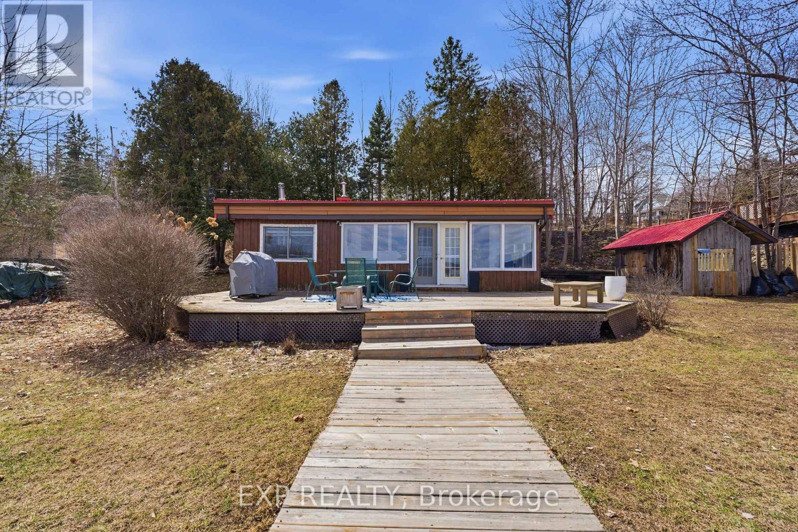15 Neely Street, Ottawa, Ontario  K0A 1T0 - Photo 1 - X13228036