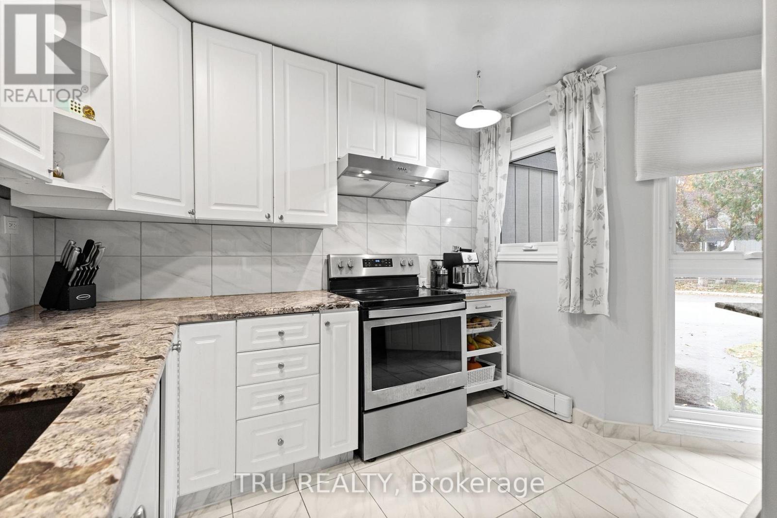 37 - 24 Compata Way, Ottawa, Ontario  K1B 4W9 - Photo 13 - X13228104