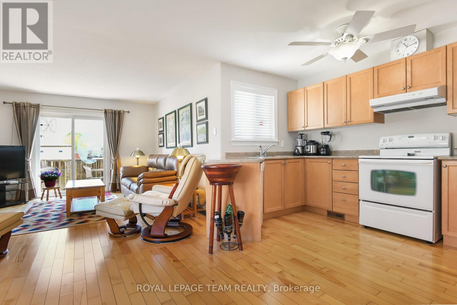 50 Frieday Street, Arnprior, Ontario  K7S 0A6 - Photo 10 - X13228184