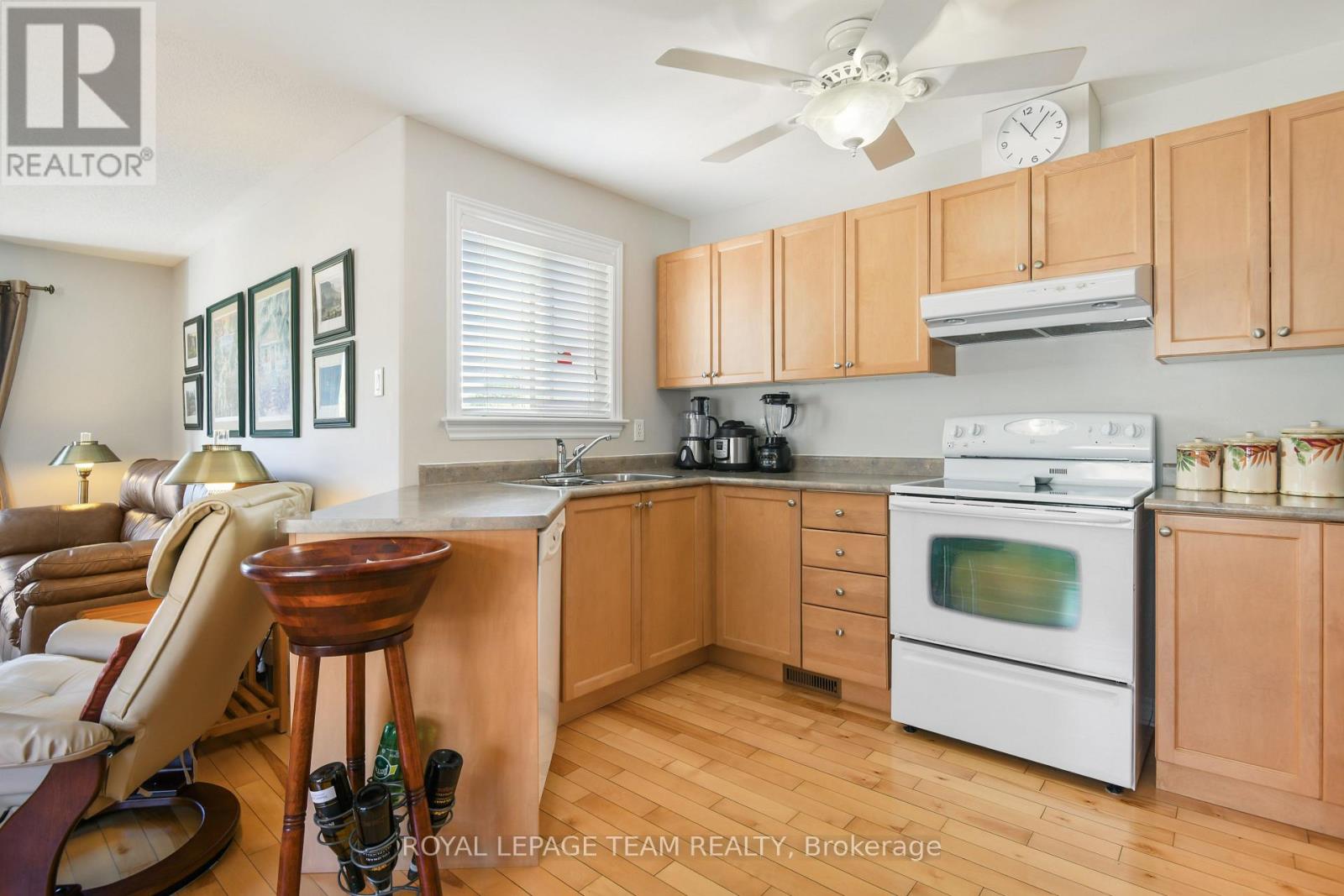50 Frieday Street, Arnprior, Ontario  K7S 0A6 - Photo 11 - X13228184