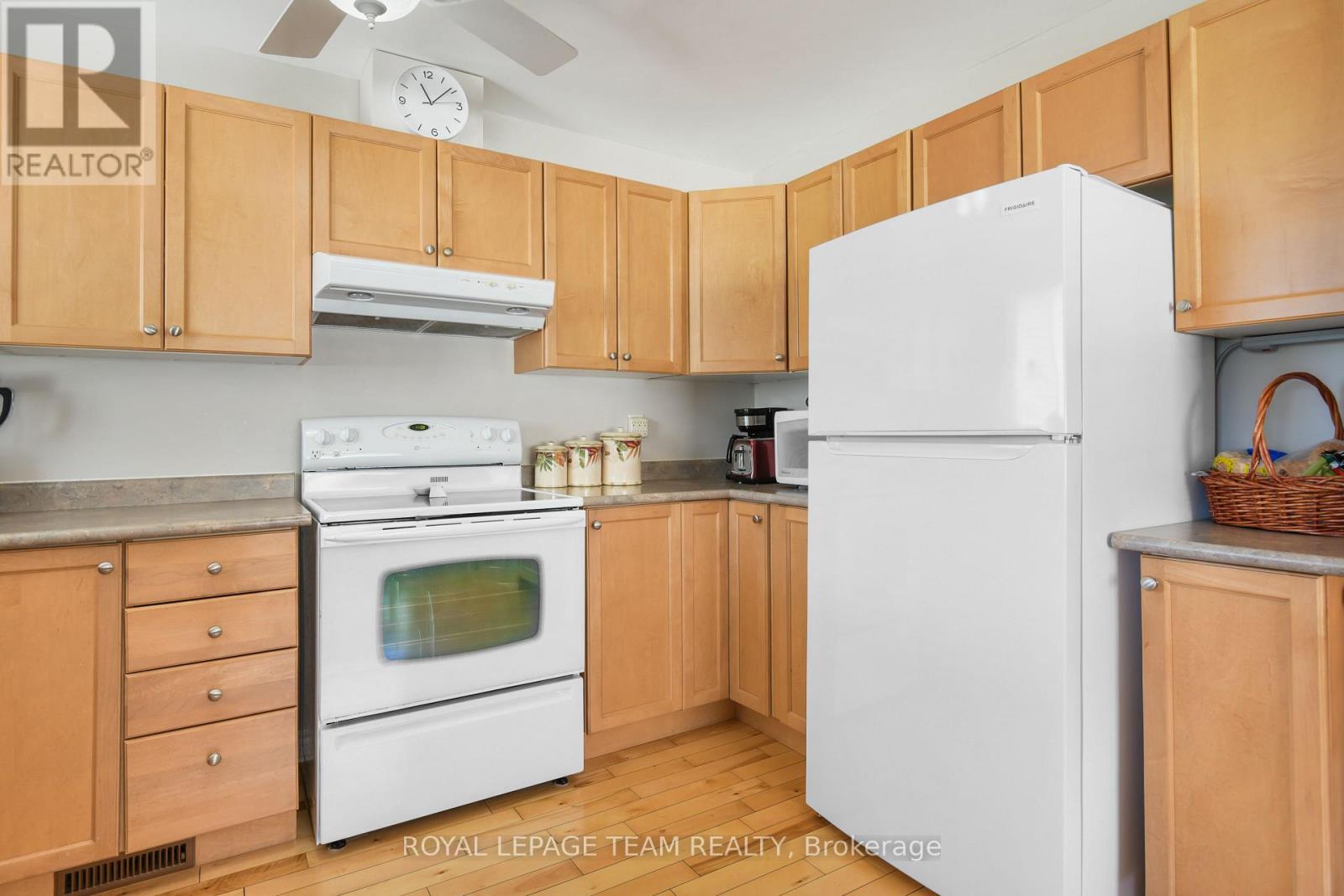 50 Frieday Street, Arnprior, Ontario  K7S 0A6 - Photo 12 - X13228184