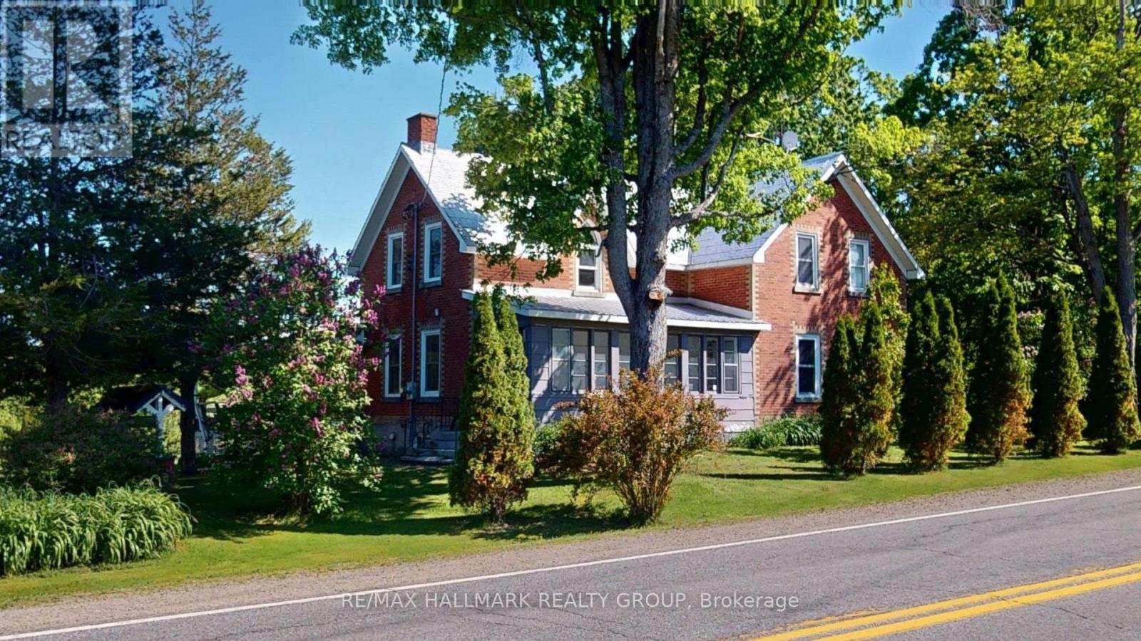 1423 County Rd 2 Road W, Leeds And The Thousand Islands, Ontario  K0E 1R0 - Photo 1 - X13228284