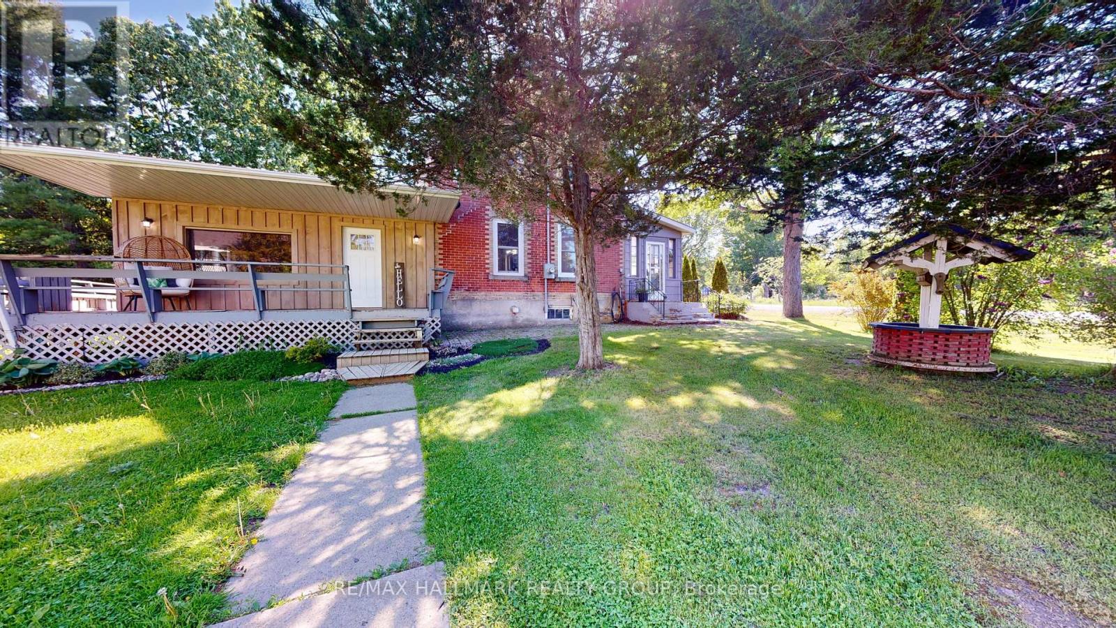1423 County Rd 2 Road W, Leeds And The Thousand Islands, Ontario  K0E 1R0 - Photo 2 - X13228284