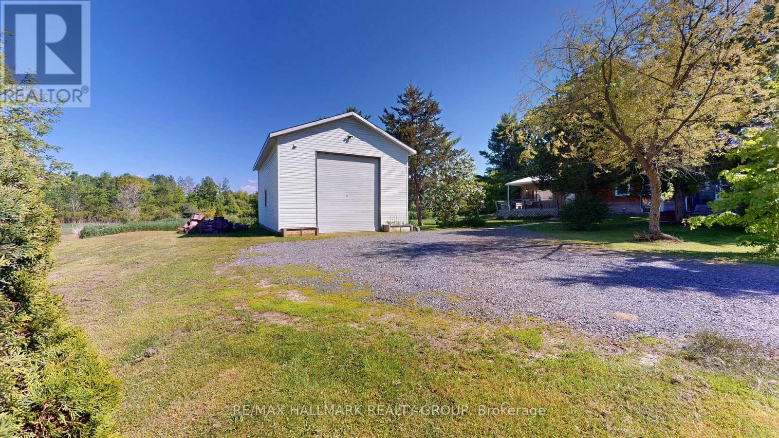 1423 County Rd 2 Road W, Leeds And The Thousand Islands, Ontario  K0E 1R0 - Photo 4 - X13228284