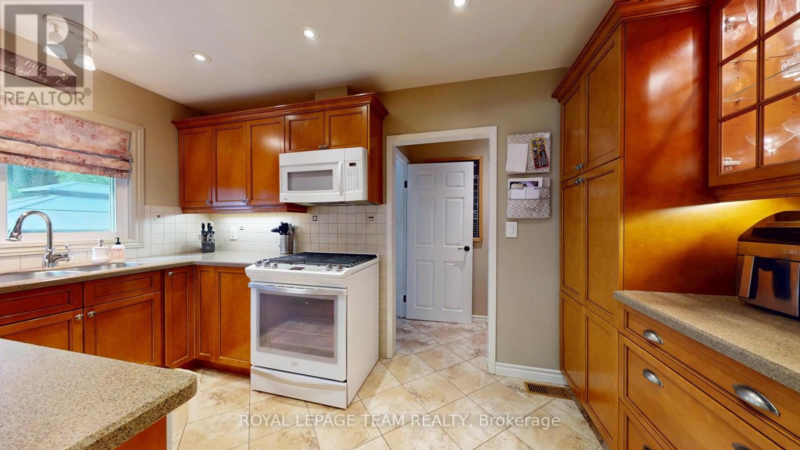 6 Broad Street, Augusta, Ontario  K0E 1T0 - Photo 3 - X13228334