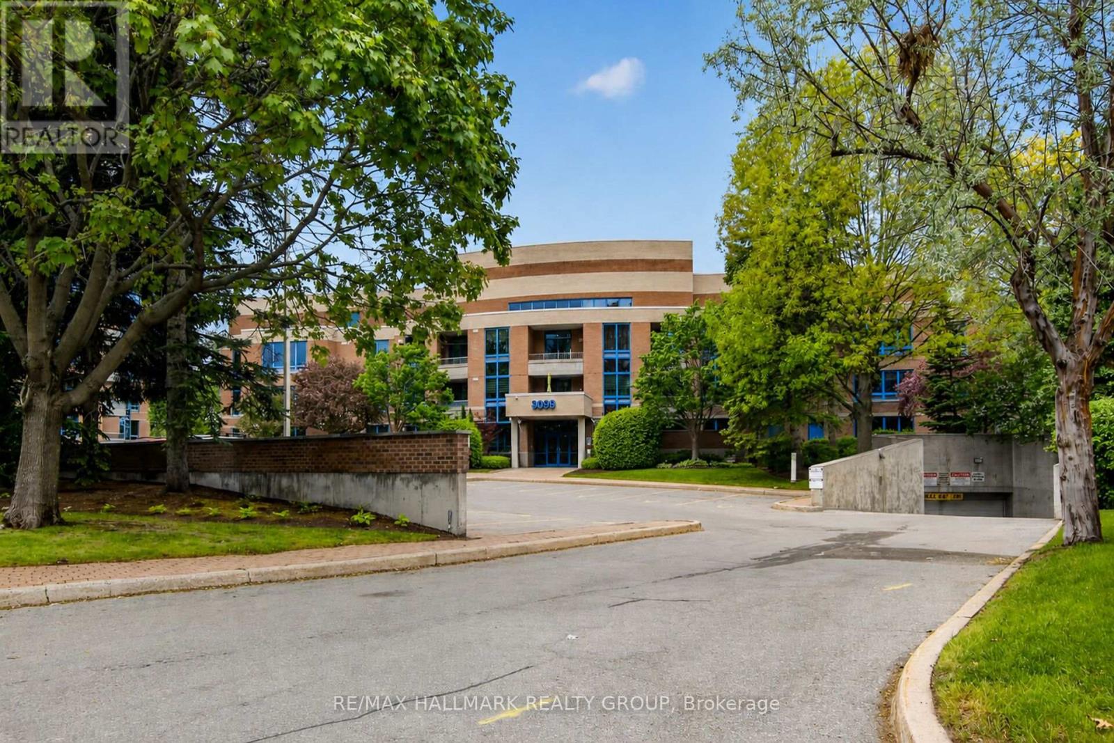 205 - 3099 Carling Avenue, Ottawa, Ontario  K2H 5A6 - Photo 3 - X13228352
