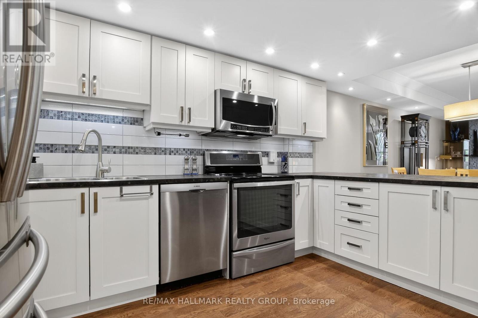 205 - 3099 Carling Avenue, Ottawa, Ontario  K2H 5A6 - Photo 9 - X13228352