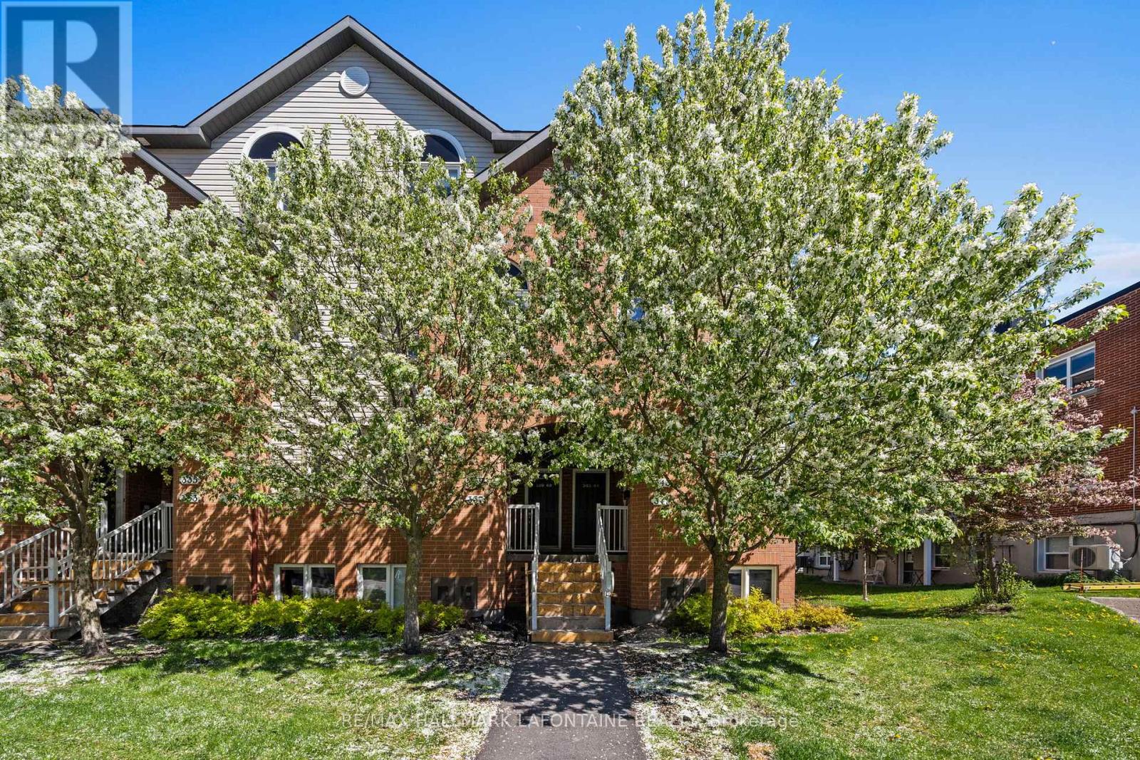 343 - 49 Jardin Private, Ottawa, Ontario  K1K 2V8 - Photo 1 - X13228374